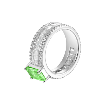 Bague de bande taille émeraude personnalisée